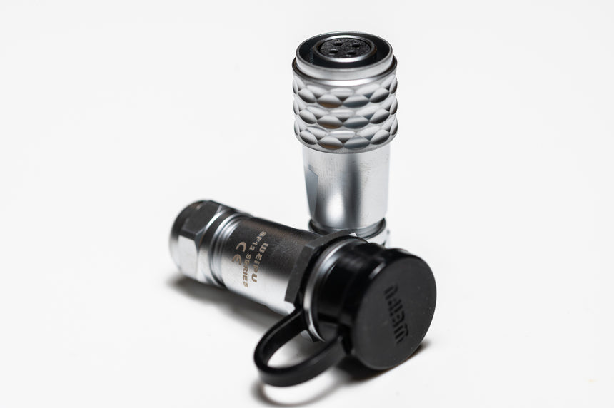 Weipu push-pull connector, device side