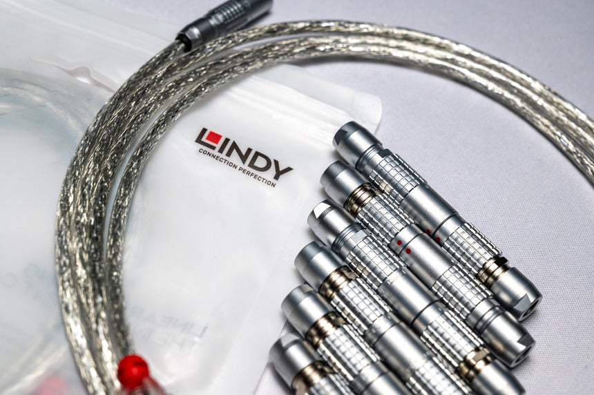 USB cables by Lindy